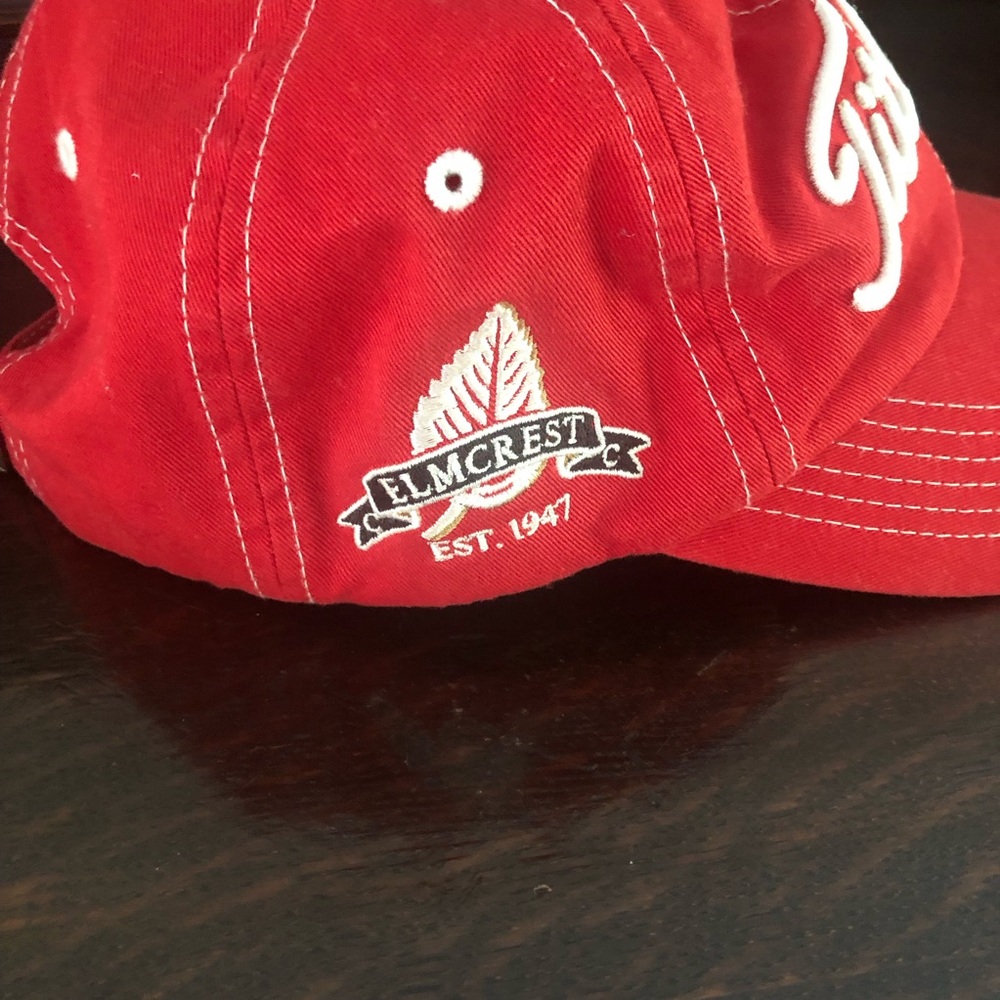 Titleist Red Cap with White Script Logo 🧢⛳️🏌️♀️🏌️♂️ - Picture 4 of 8